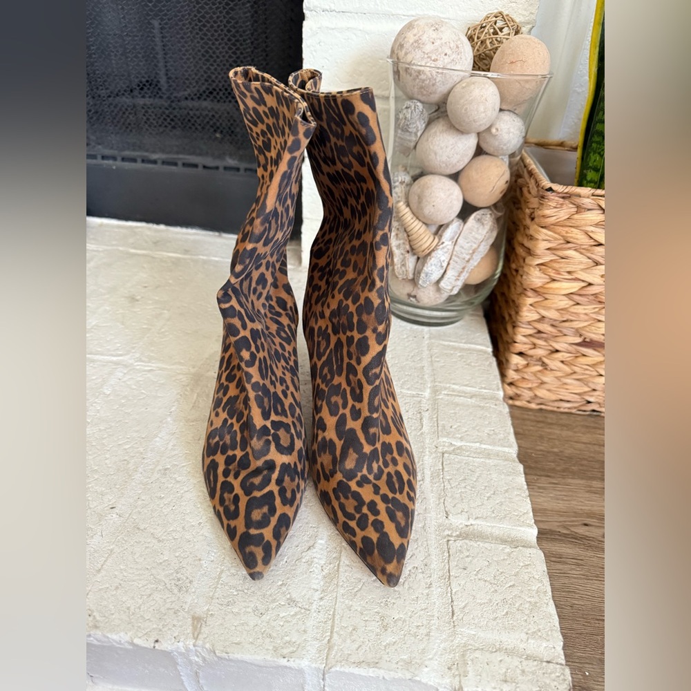 $999 Aquazzura Women Brown Suede Very Boogie 60 Ankle Boots Shoes EU 38 7.5 - Picture 4 of 9